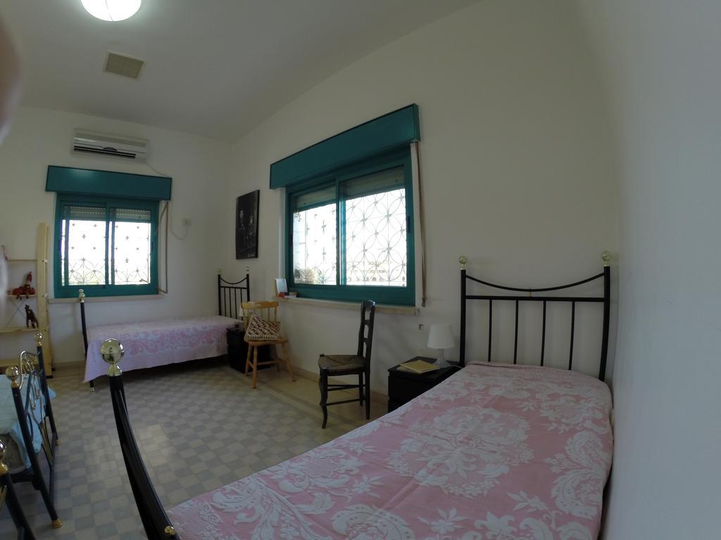 Auberg-Inn Guesthouse Єрихон Екстер'єр фото